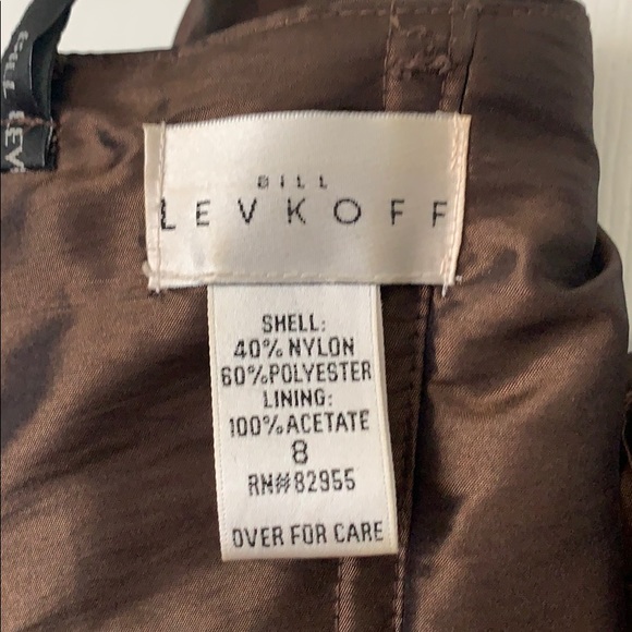 Chocolate gown - Picture 3 of 4